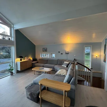 10 Person In Stathelle-by Traum * Stathelle