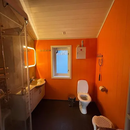 10 Person In Stathelle-by Traum