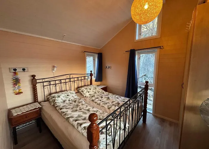 10 Person In Stathelle-by Traum * Stathelle